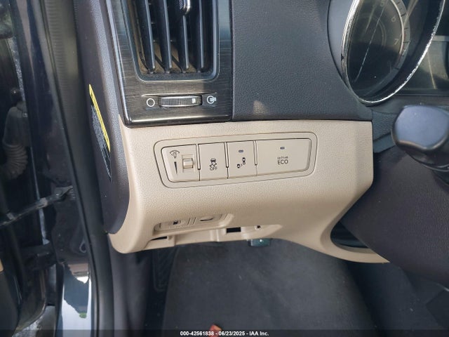 5NPEC4AB6EH936123 Hyundai theta ii