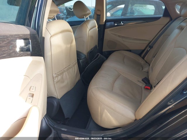 5NPEC4AB6EH936123 Hyundai theta ii