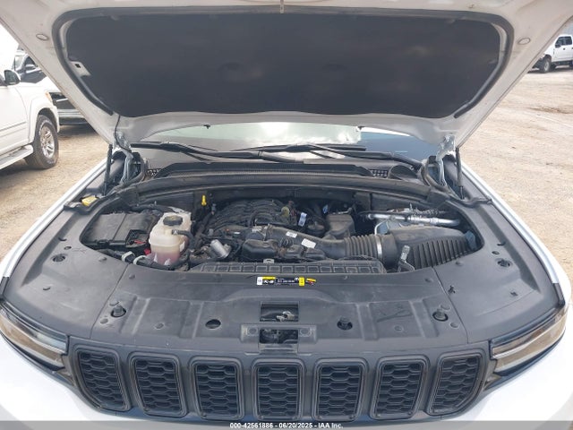 1C4RJKAGXN8504527 Jeep GRAND CHEROKEE L