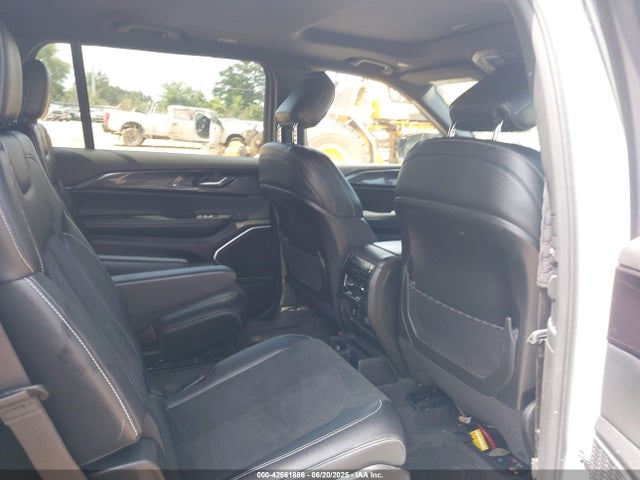 1C4RJKAGXN8504527 Jeep GRAND CHEROKEE L