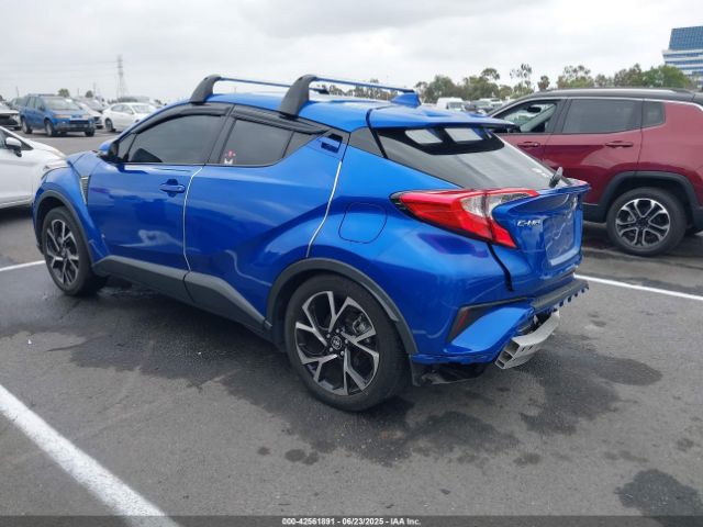 2021 TOYOTA C-HR JTNKHMBX6M1117693 Photo 2