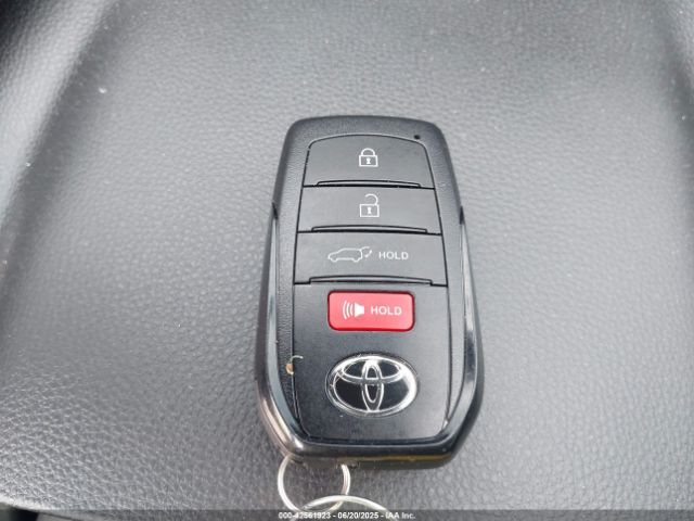 2024 TOYOTA PRIUS PRIME JTDACACU6R3038523 Photo 10