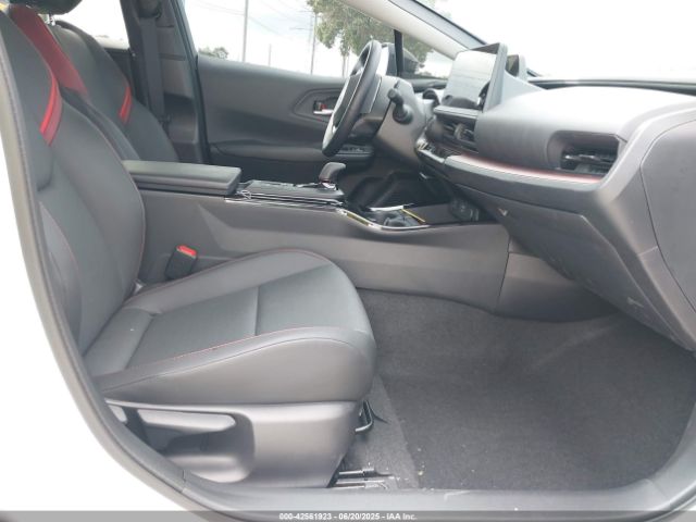 2024 TOYOTA PRIUS PRIME JTDACACU6R3038523 Photo 4