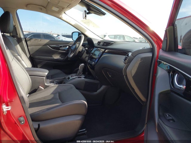 JN1BJ1CP7KW224633 Nissan 2019