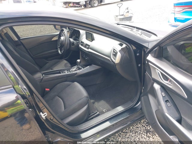 3MZBN1U7XHM157287 Mazda pe