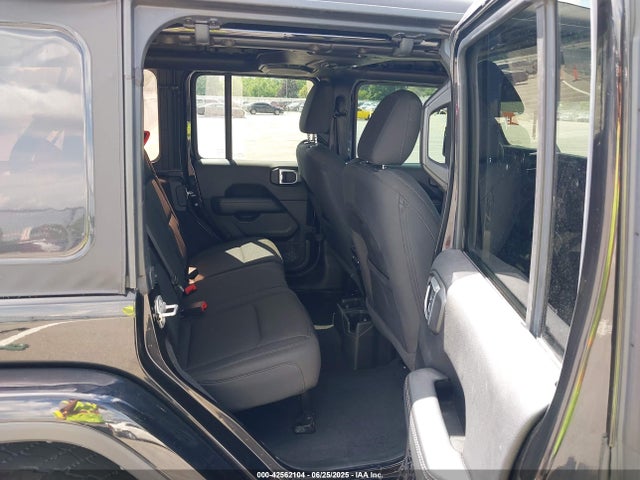 1C4HJXEN1LW167689 Jeep 2020