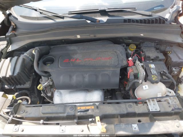 2017 JEEP RENEGADE ZACCJBCB7HPG42238 Photo 9