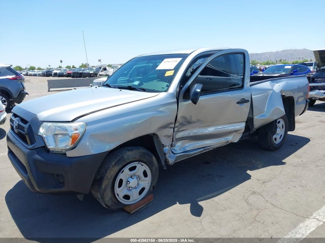 5TFNX4CN3EX042807 Toyota 2tr-fe
