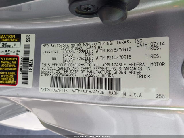 5TFNX4CN3EX042807 Toyota 2tr-fe