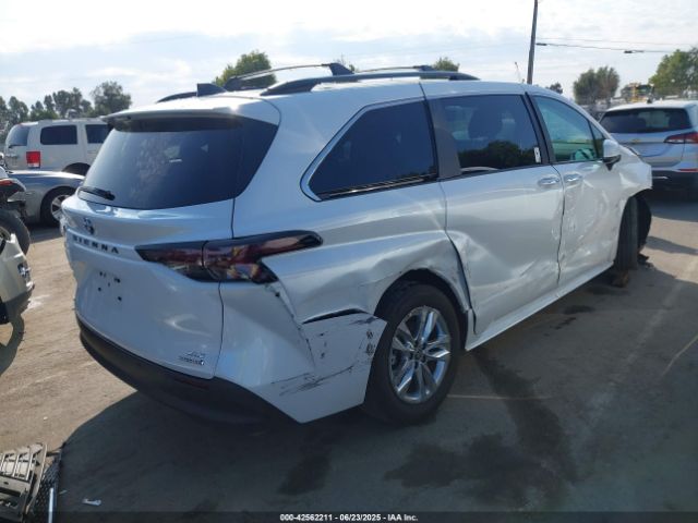 2024 TOYOTA SIENNA 5TDJSKFC0RS151037 Photo 3