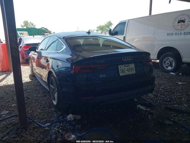 2019 AUDI A5 WAUENCF53KA029708 Photo 2
