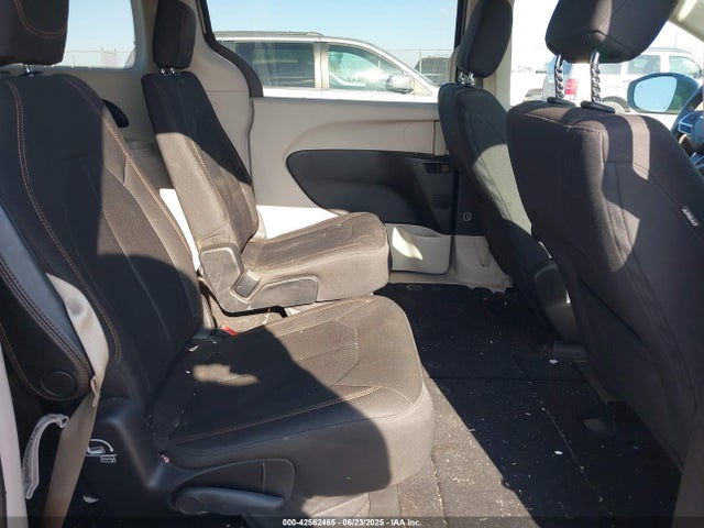Chrysler Pacifica 2017 2C4RC1DG6HR514982 Image 8