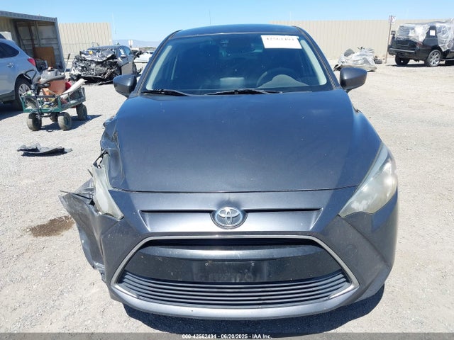 3MYDLBYV9HY175645 Toyota p5v
