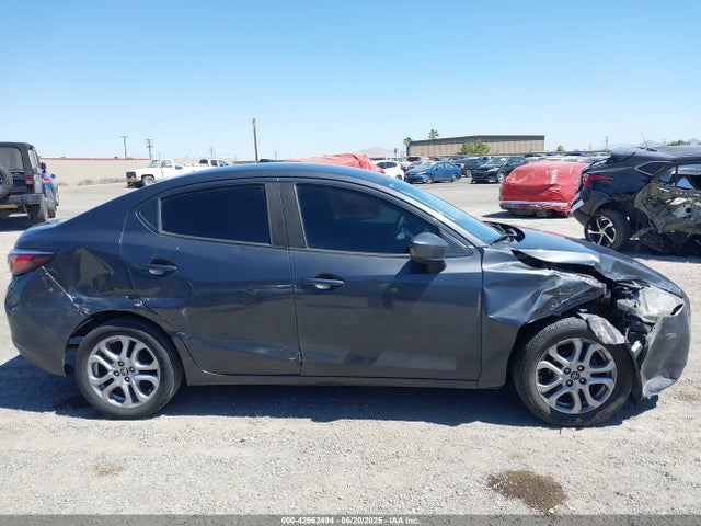 3MYDLBYV9HY175645 Toyota p5v