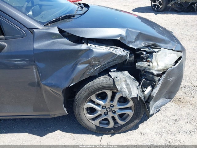 3MYDLBYV9HY175645 Toyota p5v