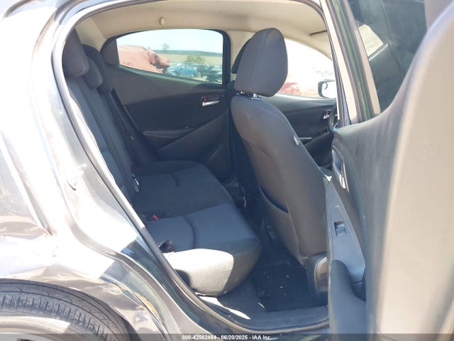 3MYDLBYV9HY175645 Toyota p5v