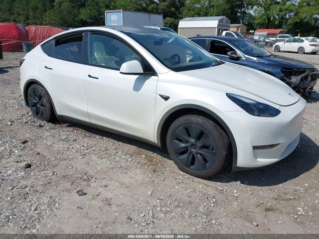 2025 TESLA MODEL Y 7SAYGDED7SA370741 Photo 0