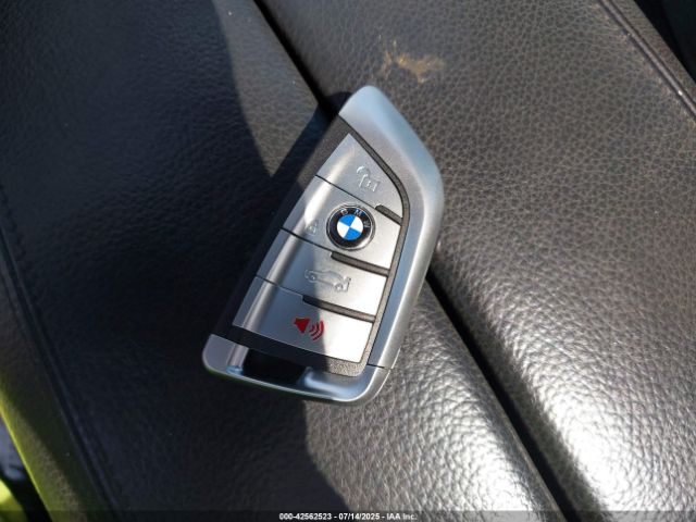 2016 BMW X5 5UXKR6C56G0J83213 Photo 10