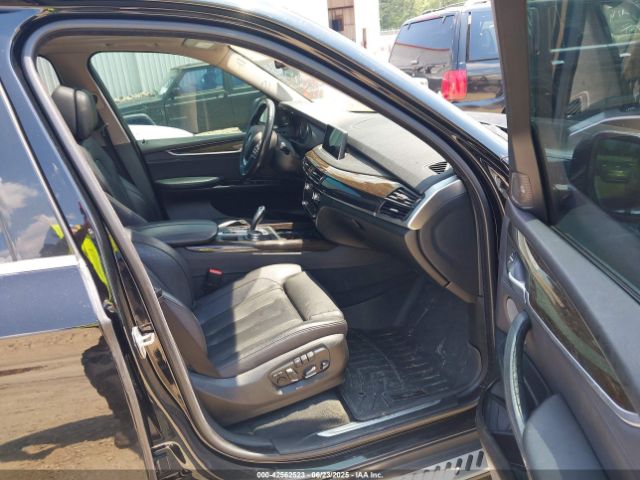 2016 BMW X5 5UXKR6C56G0J83213 Photo 4