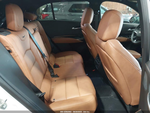 2024 CADILLAC XT4 1GYFZDR47RF206465 Photo 7