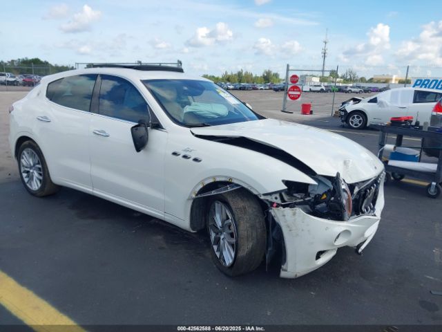 2022 MASERATI LEVANTE ZN661XUA7NX383130