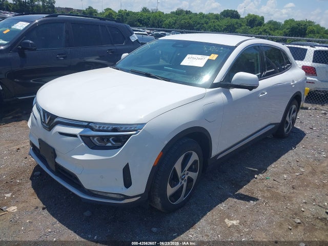 Vinfast Vf 8 2024 RLLV1AEB7RH004473 Image 2