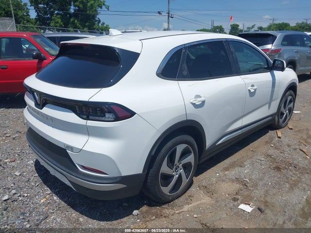 Vinfast Vf 8 2024 RLLV1AEB7RH004473 Image 4