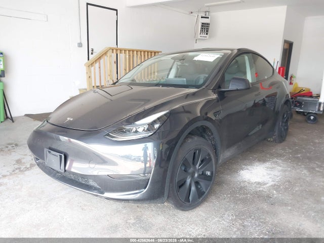 2025 TESLA MODEL Y 7SAYGDED1SF271657 Photo 1