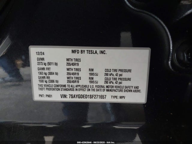 2025 TESLA MODEL Y 7SAYGDED1SF271657 Photo 8