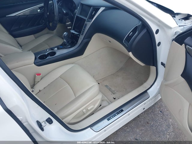 JN1BV7AP4FM330923 Infiniti 2015