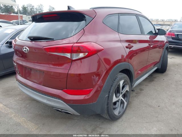 2018 HYUNDAI TUCSON KM8J33A26JU824085 Photo 3