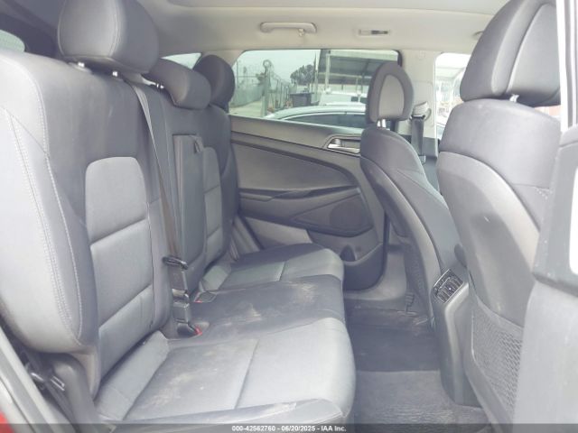 2018 HYUNDAI TUCSON KM8J33A26JU824085 Photo 7