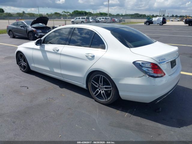 2016 MERCEDES-BENZ C 300 WDDWF4JB4GR172222 Photo 2
