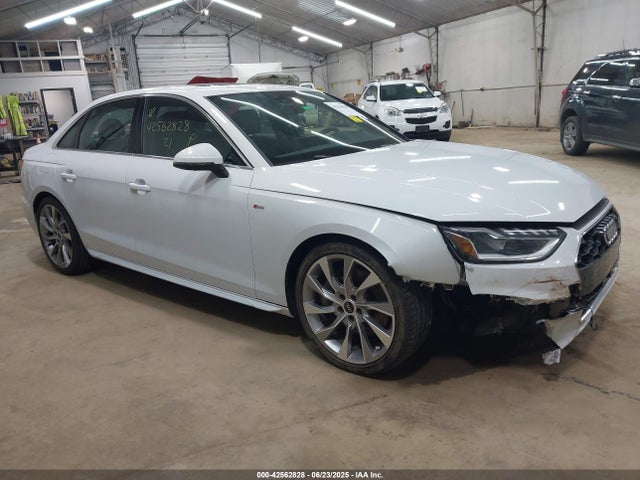 2021 AUDI A4 WAUEAAF4XMN011578 Photo 0