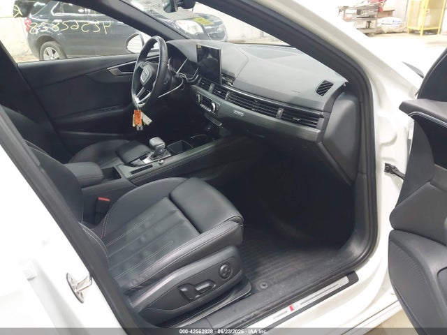 2021 AUDI A4 WAUEAAF4XMN011578 Photo 4