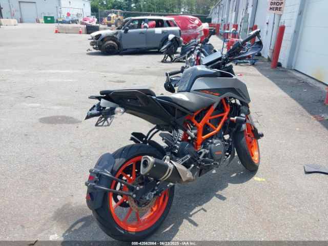 2022 KTM 390 MD2JPJ404NC233282 Photo 3