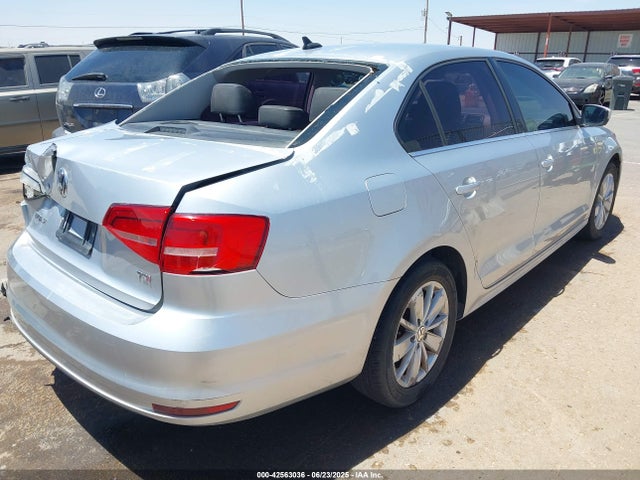 3VWD17AJ0FM268144 Volkswagen 1.8t