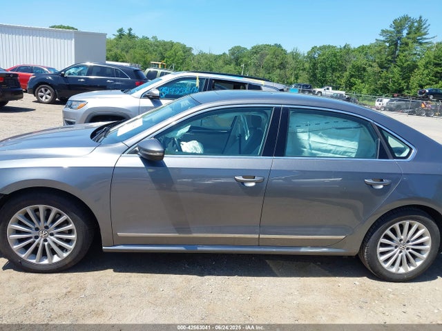 Volkswagen 1.8 tsi 2017 1VWBT7A32HC063447 Image 15