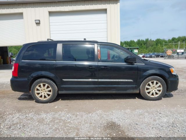 2C4RC1BG6GR296964 Chrysler Town and Country