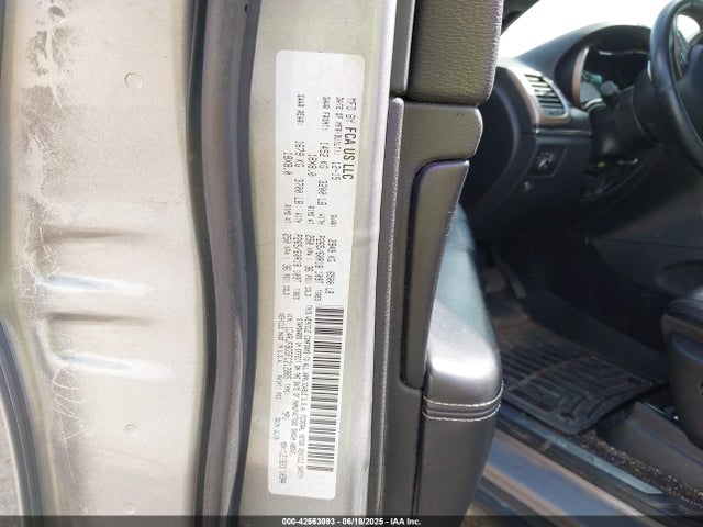1C4RJFBG5FC212885 Jeep 2015
