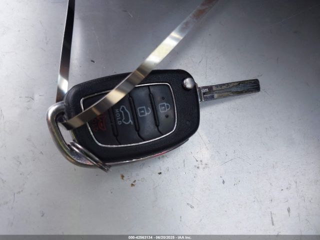 KM8J33A46GU027300 Hyundai 2016