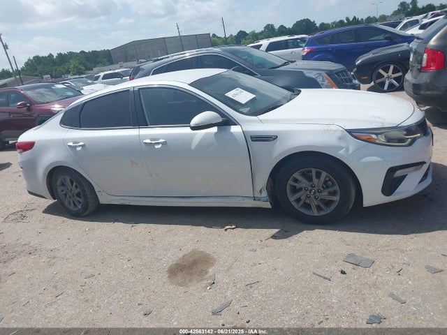 2019 Kia Optima Lx მანქანა იყიდება აუქციონზე, vin: 5XXGT4L30KG343220, აუქციონის ნომერი: 42563142