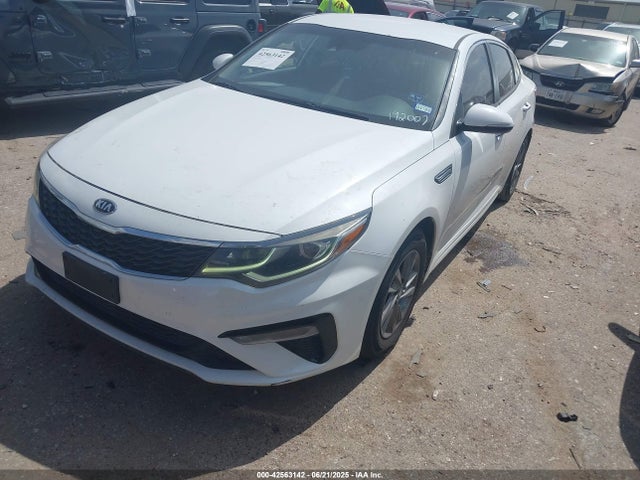 2019 Kia Optima Lx მანქანა იყიდება აუქციონზე, vin: 5XXGT4L30KG343220, აუქციონის ნომერი: 42563142