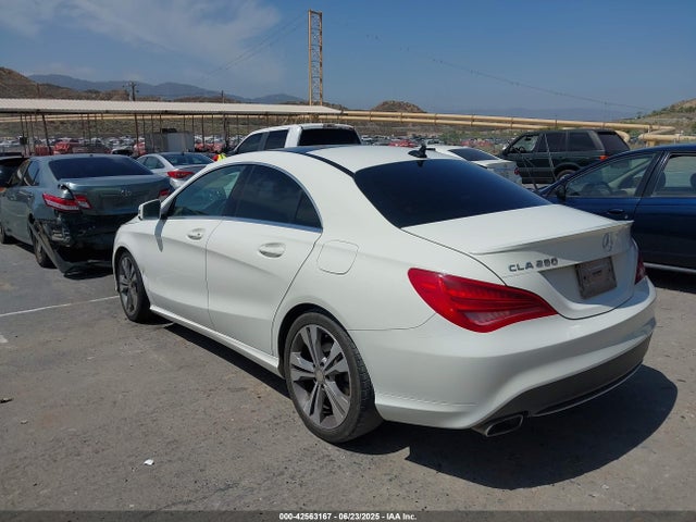 Mercedes-Benz CLA-Class 2014 WDDSJ4EB9EN042576 Image 3