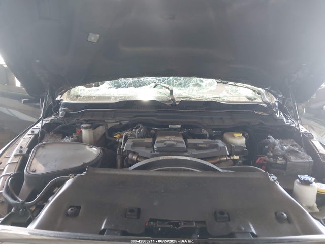 3C6UR5DL7HG537102 RAM 2500