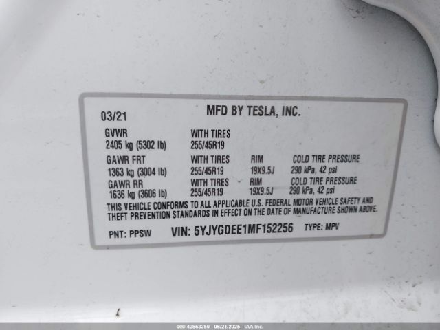 2021 TESLA MODEL Y 5YJYGDEE1MF152256 Photo 8