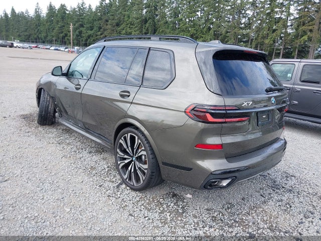 2024 BMW X7 5UX23EM00R9S34654 Photo 2