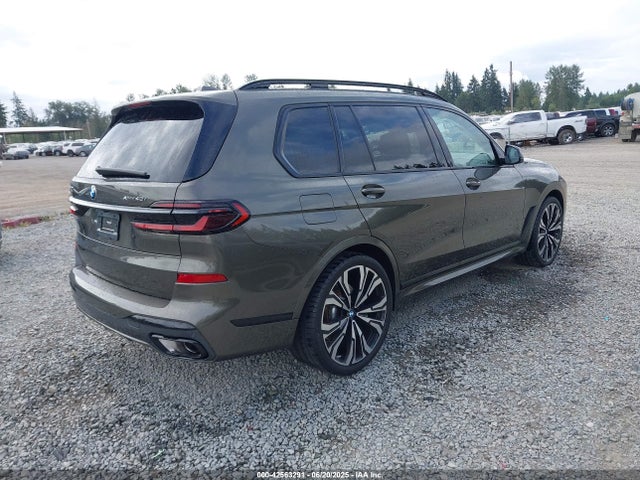 2024 BMW X7 5UX23EM00R9S34654 Photo 3