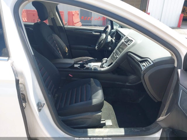 Ford 2014 2014 3FA6P0HD0ER219342 Image 5