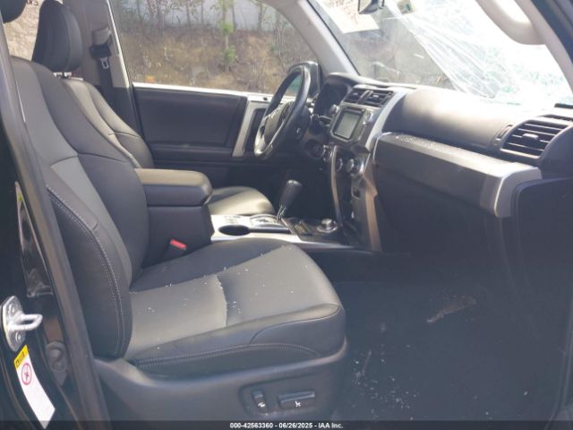 2019 TOYOTA 4RUNNER JTEBU5JR8K5665513 Photo 4